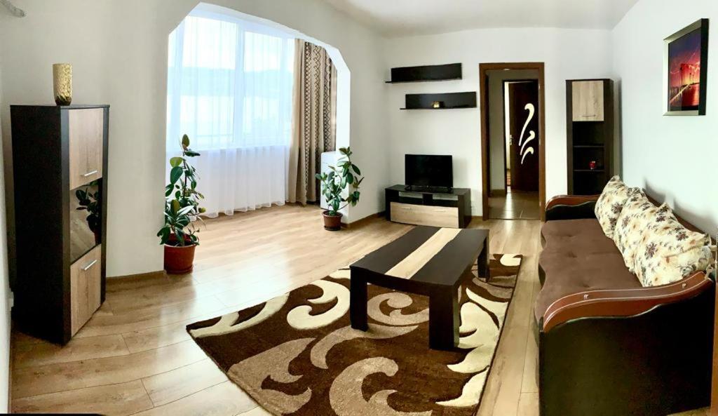 Cazare Apartament Orsova Διαμέρισμα Εξωτερικό φωτογραφία